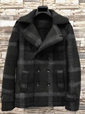 VESTE GRISE