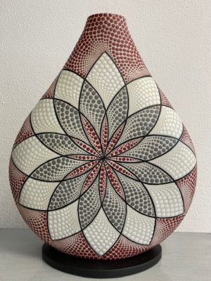 Alternative view of 45 CM LAMPE FLEUR ROUGE