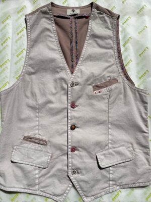 Alternative view of GARRY'S EARTH GILET