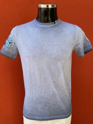 Alternative view of GARRY’S EARTH T-SHIRT