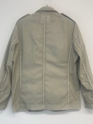 Alternative view of GARRY'S EARTH VESTE