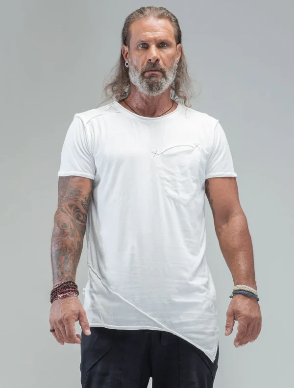 1. T-SHIRT