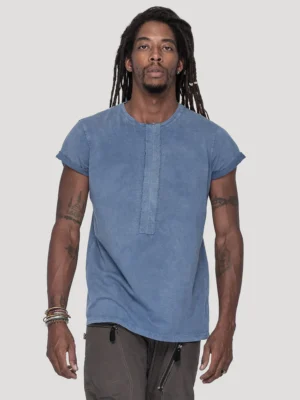 1. T-SHIRT